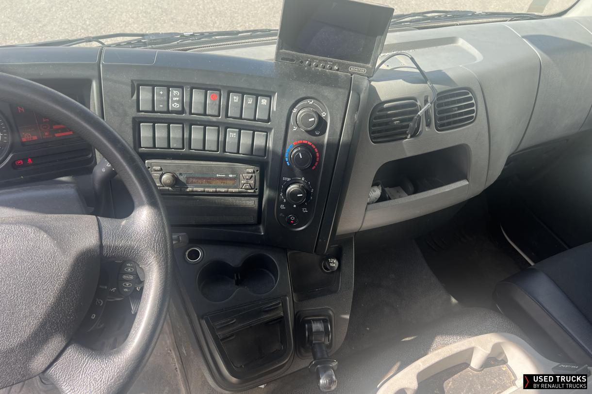 Renault Trucks D 240