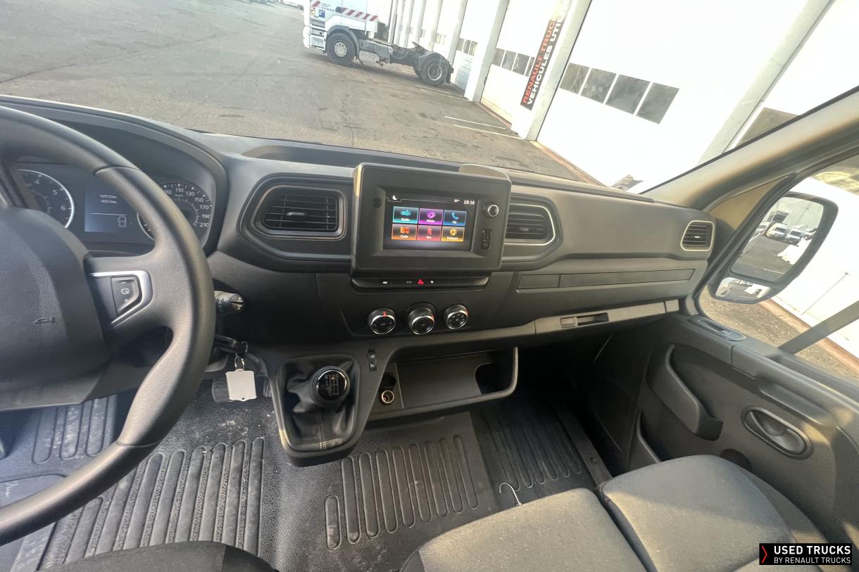 Renault Master 136