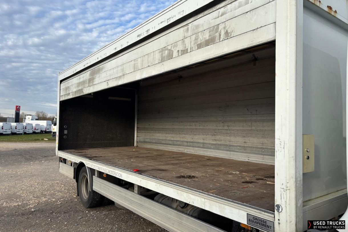 Renault Trucks Midlum 220