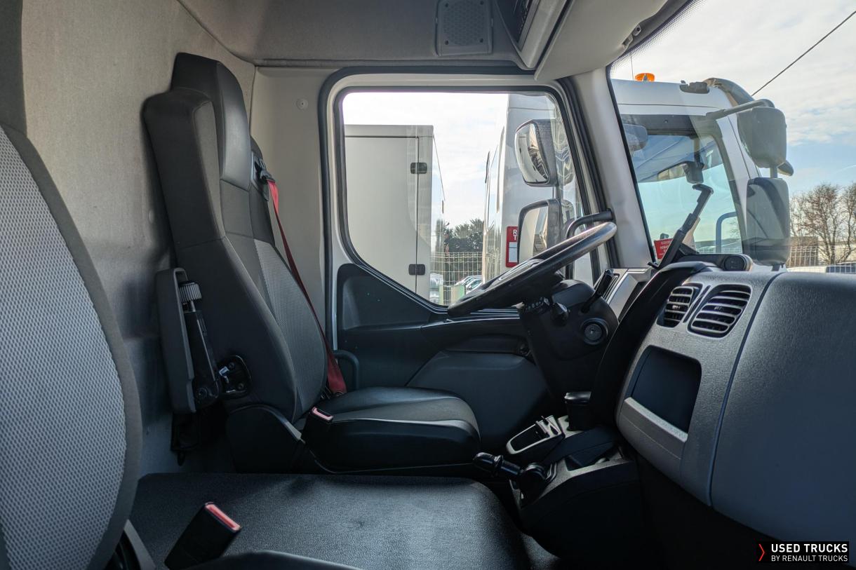 Renault Trucks D 240