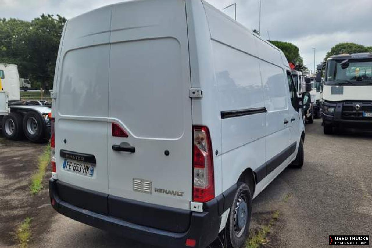 Renault Trucks Master 130