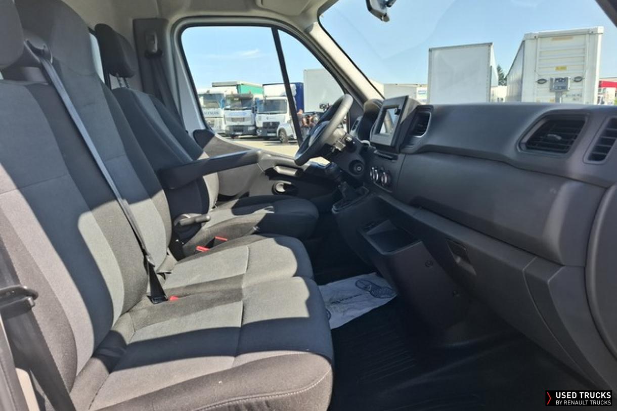 Renault Master 145