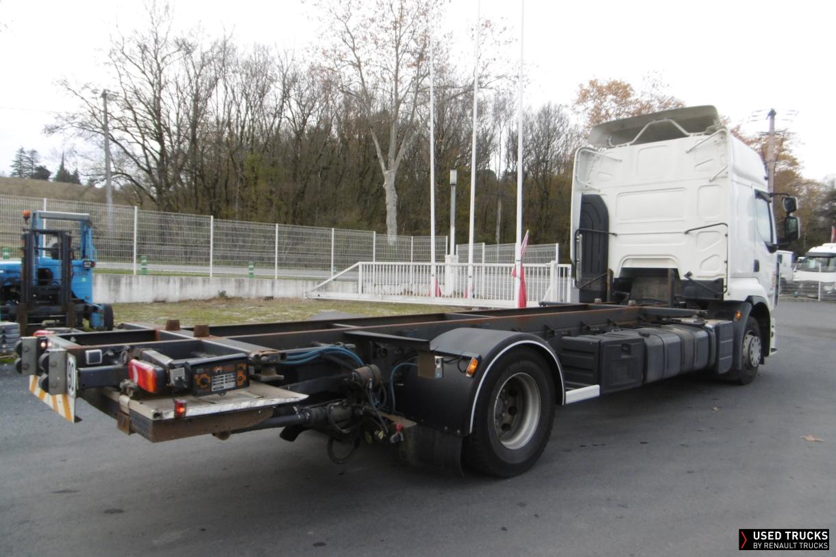 Renault Trucks Premium Route 410