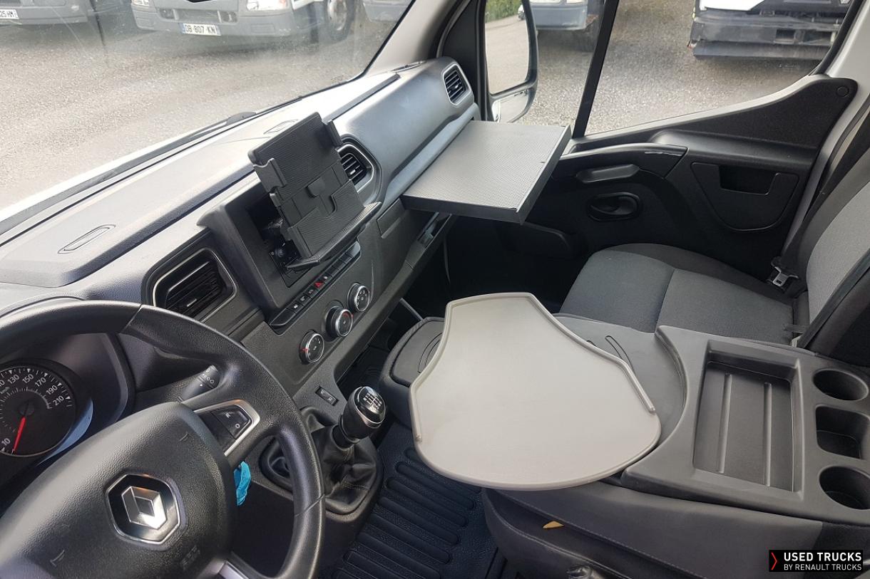 Renault Trucks Master 145