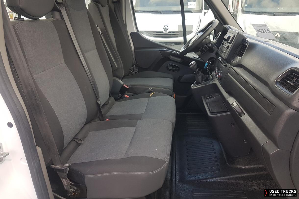 Renault Trucks Master 145