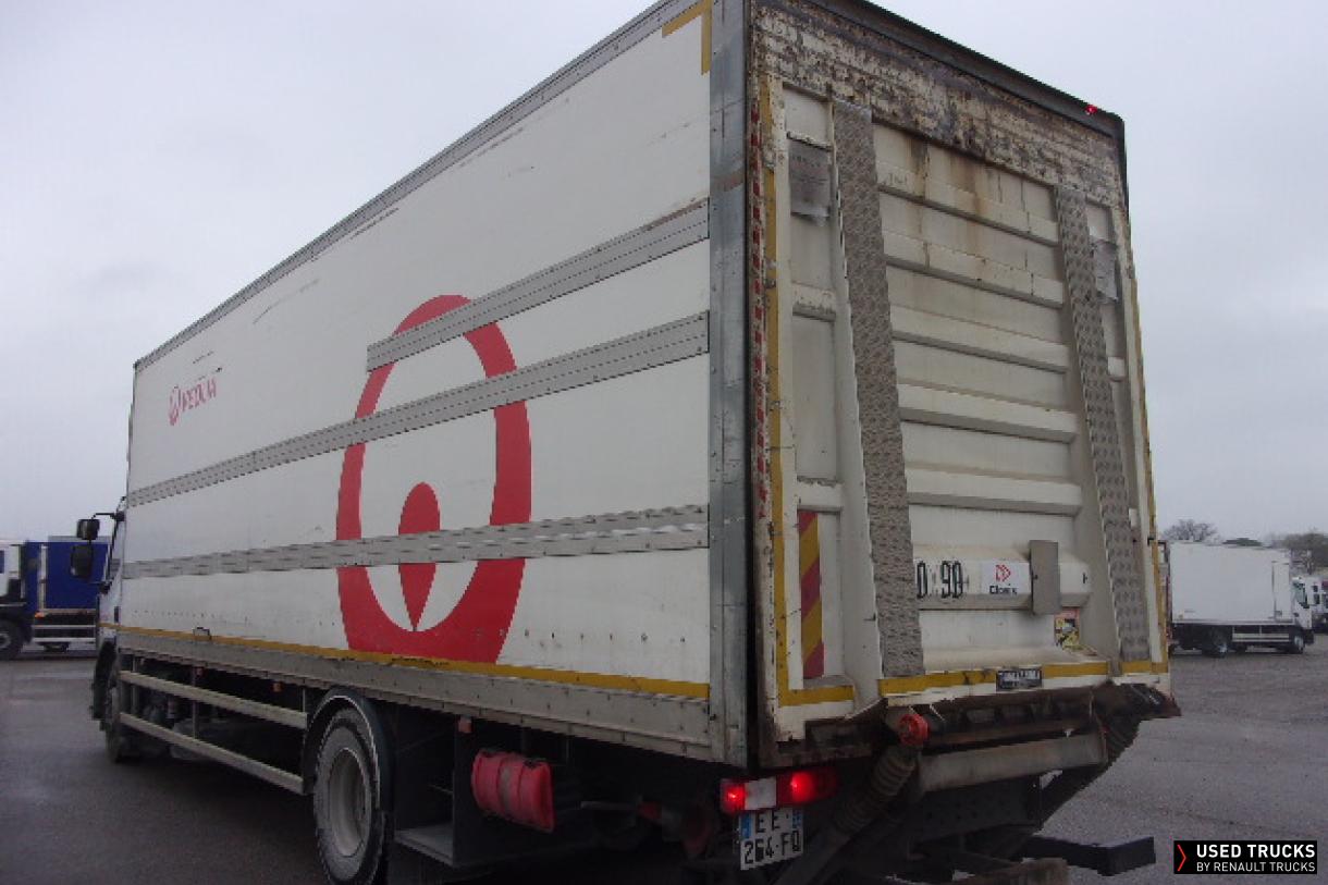 Renault Trucks D Wide 320