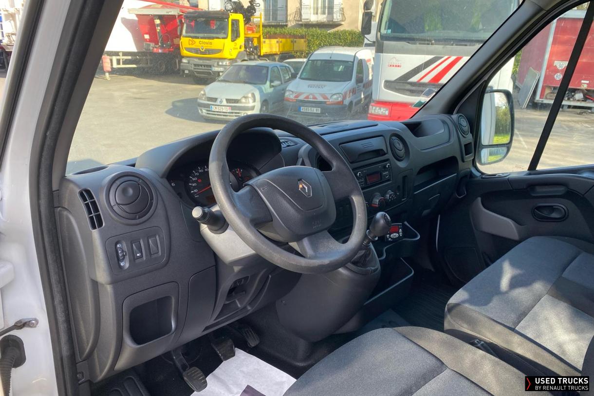 Renault Trucks Master 130