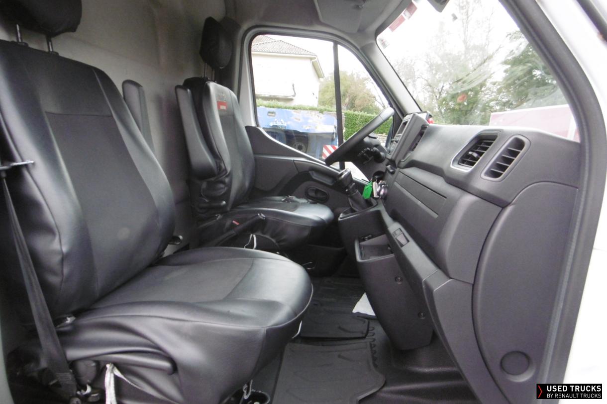 Renault Trucks Master 145