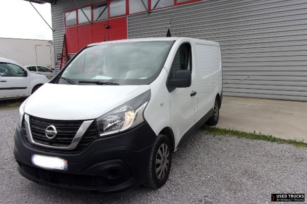 Nissan NV300 120