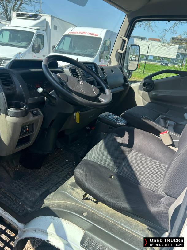 Renault Trucks Maxity 140