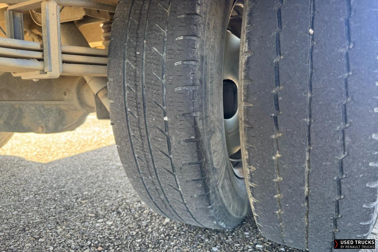 Renault Trucks Master 145