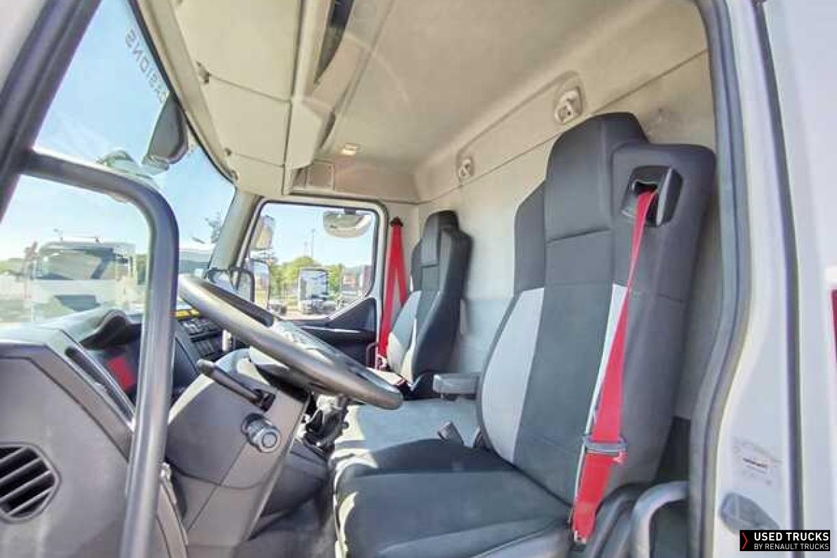 Renault Trucks D 210