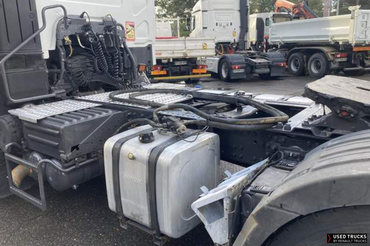 Renault Trucks Premium 430