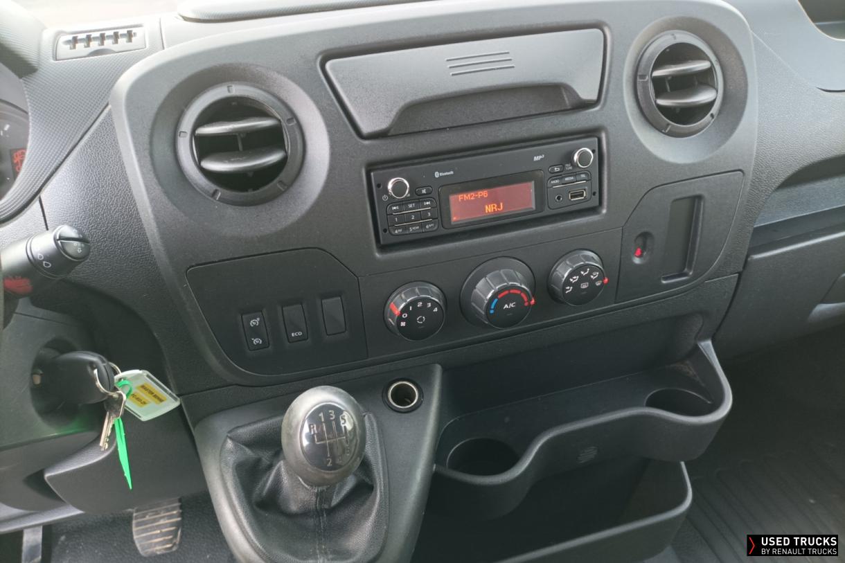 Renault Trucks Master 130