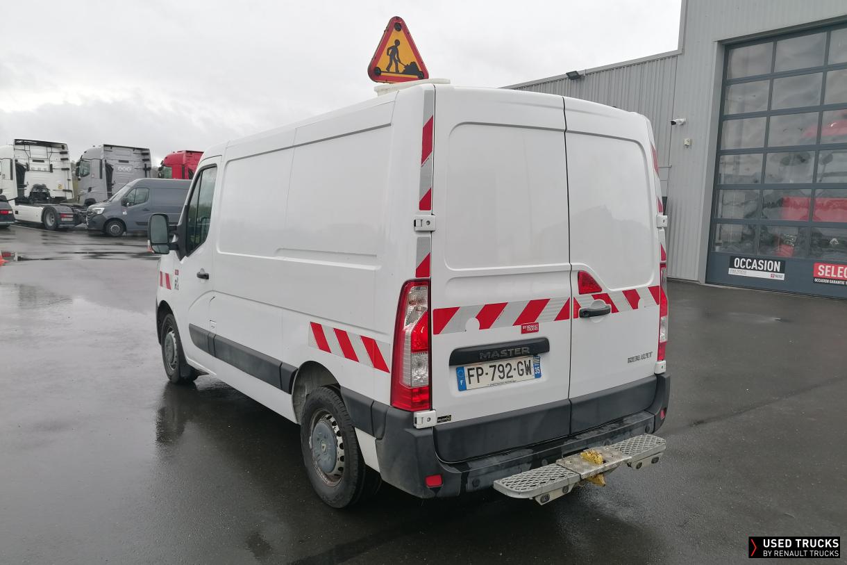 Renault Trucks Master 135
