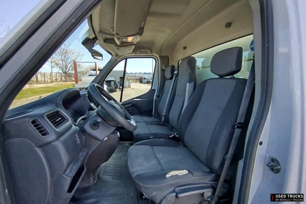 Renault Master 130