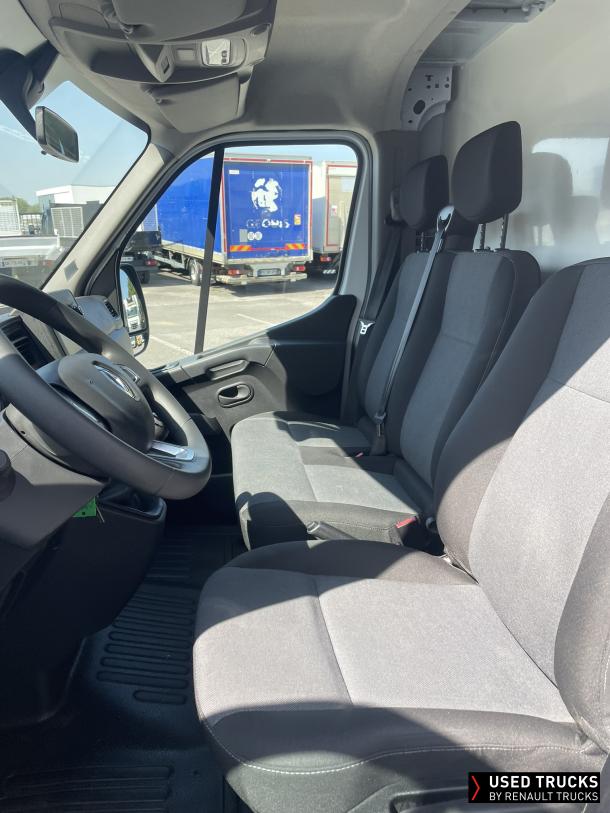 Renault Trucks Master 145