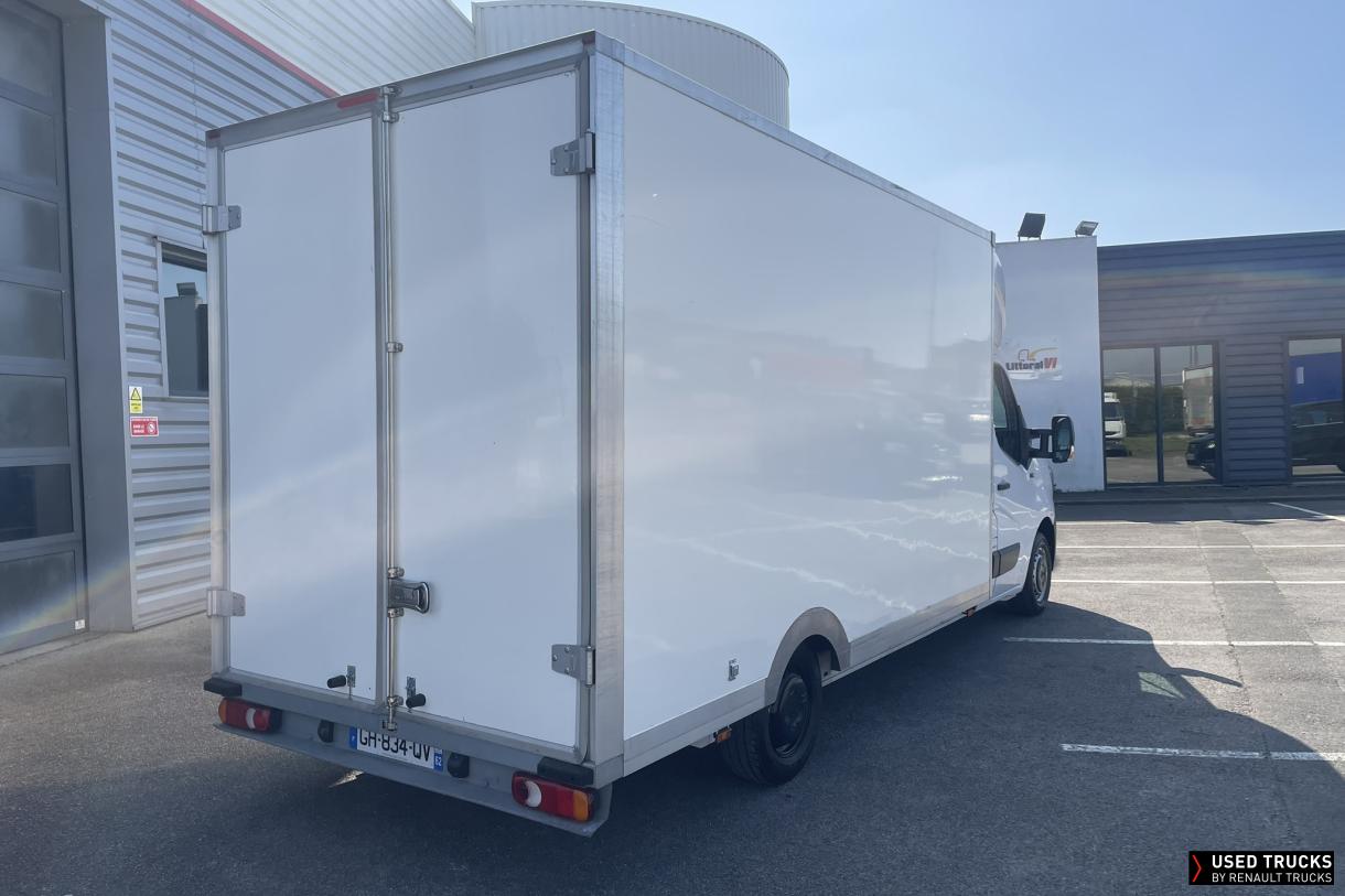 Renault Trucks Master 145