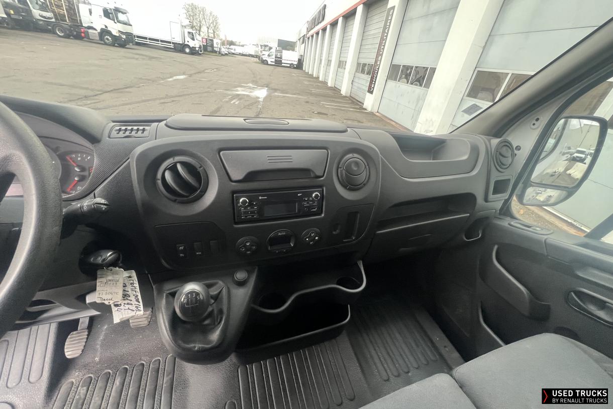 Renault Trucks Master 130