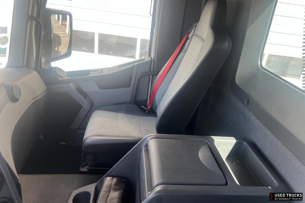Renault Trucks C 460