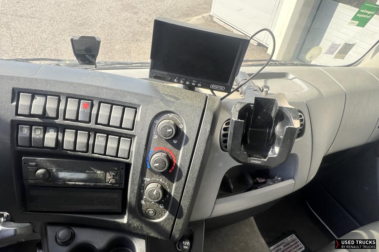 Renault Trucks D 240