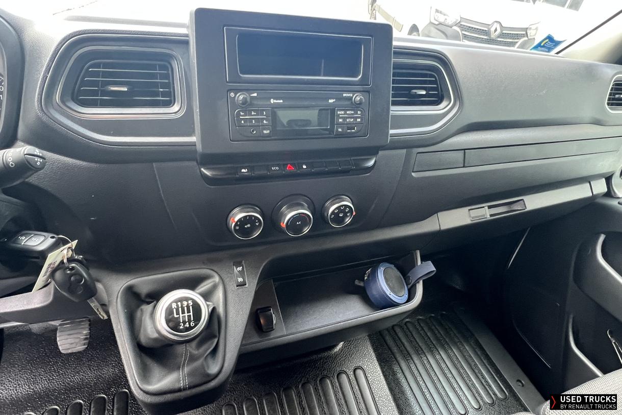 Renault Master 130