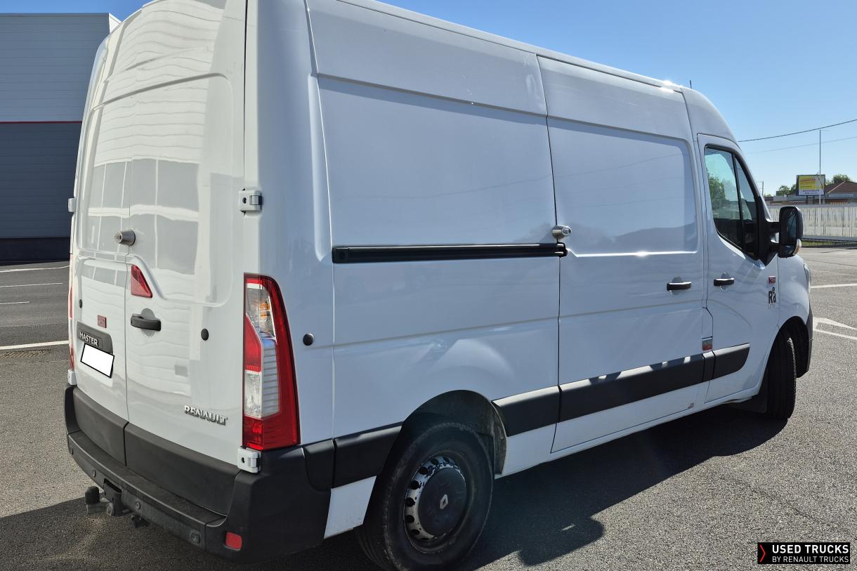 Renault Trucks Master 135