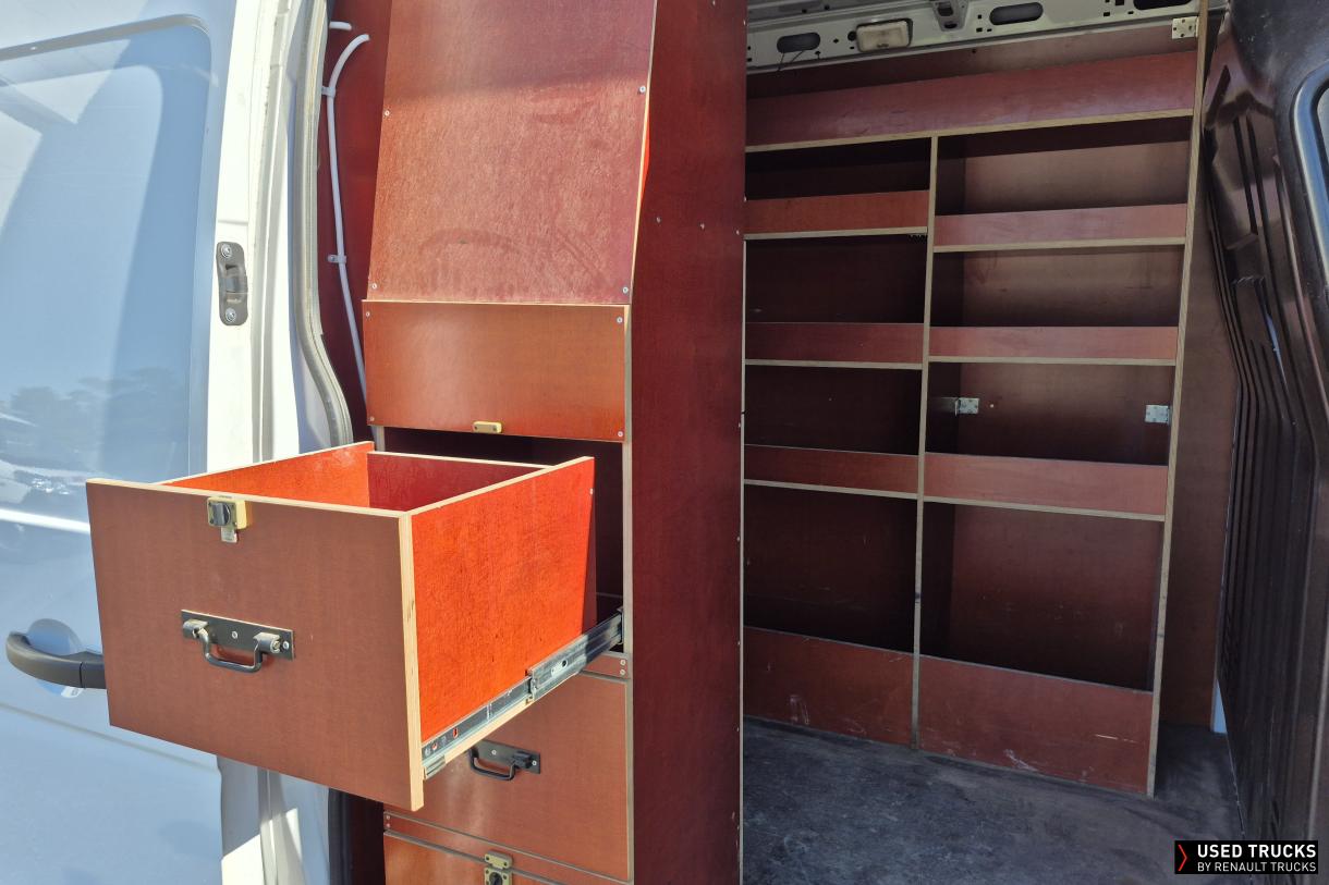 Renault Trucks Master 135