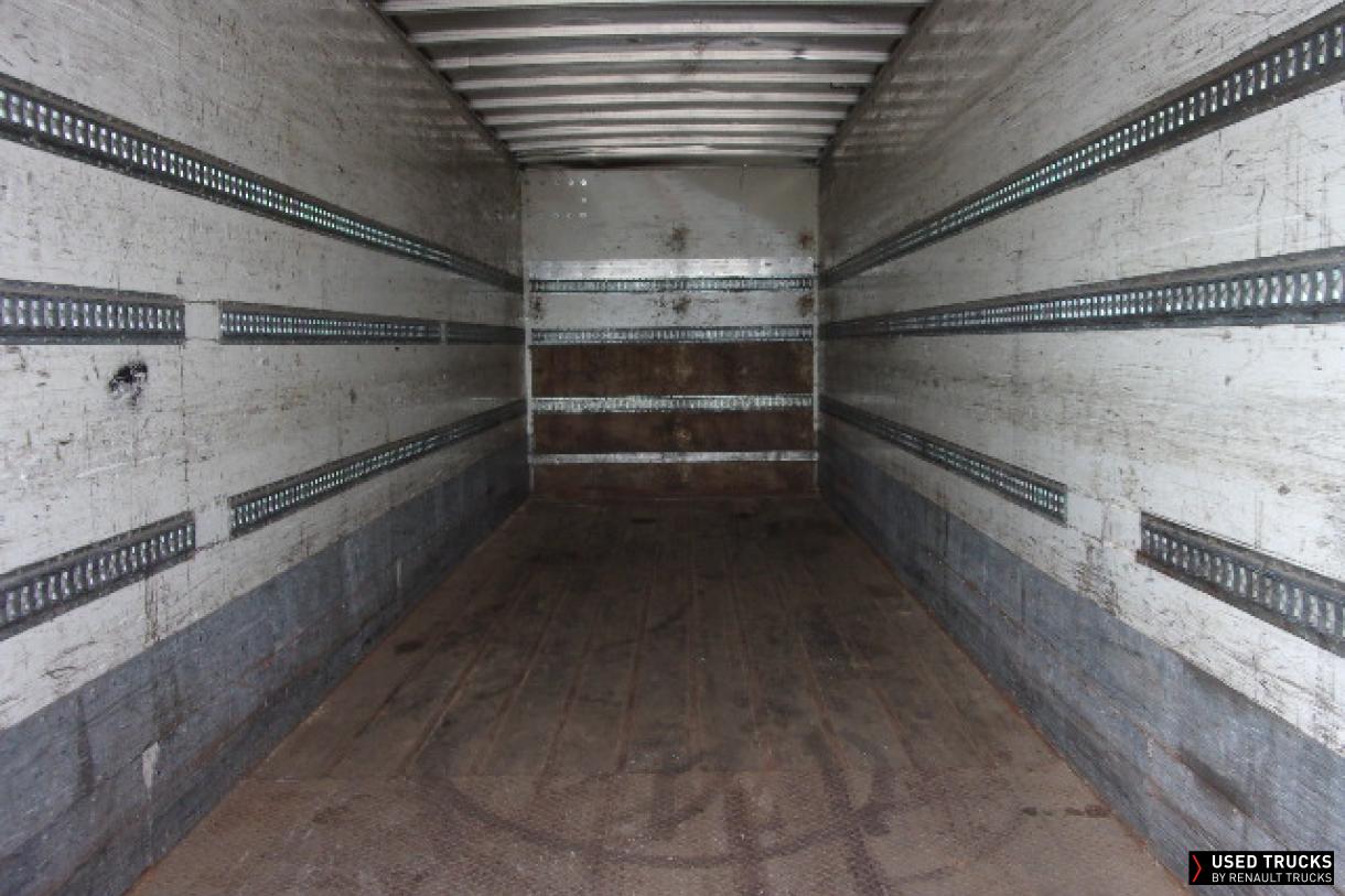 Renault Trucks D Wide 320