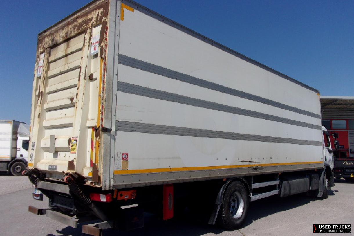 Renault Trucks D 320