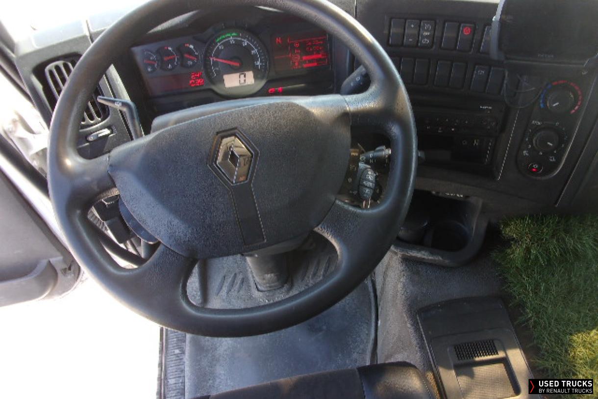 Renault Trucks D 320