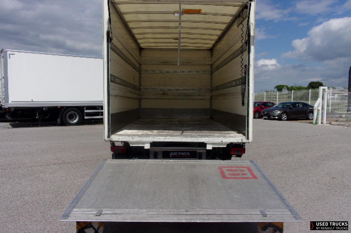 Renault Trucks Master 145