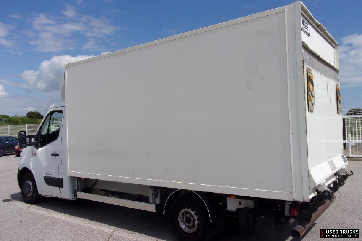 Renault Trucks Master 145