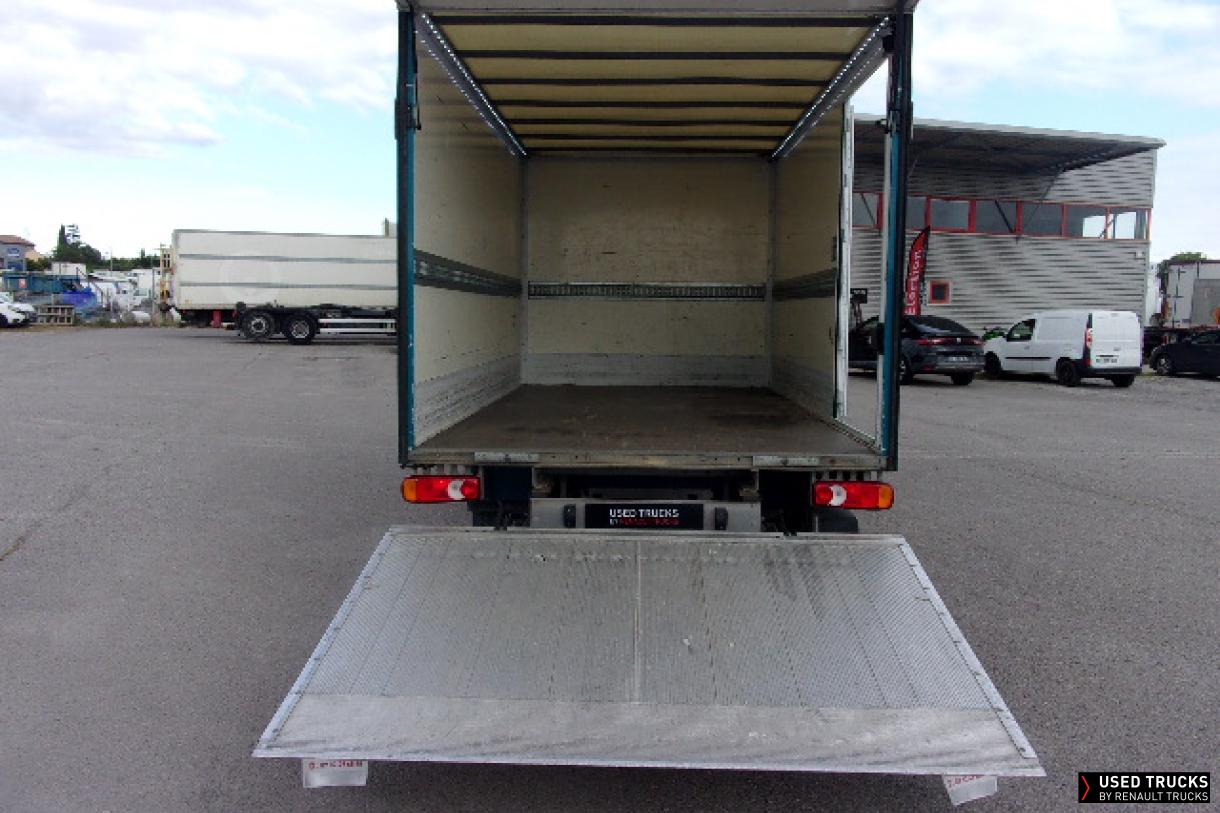 Renault Trucks Master 135