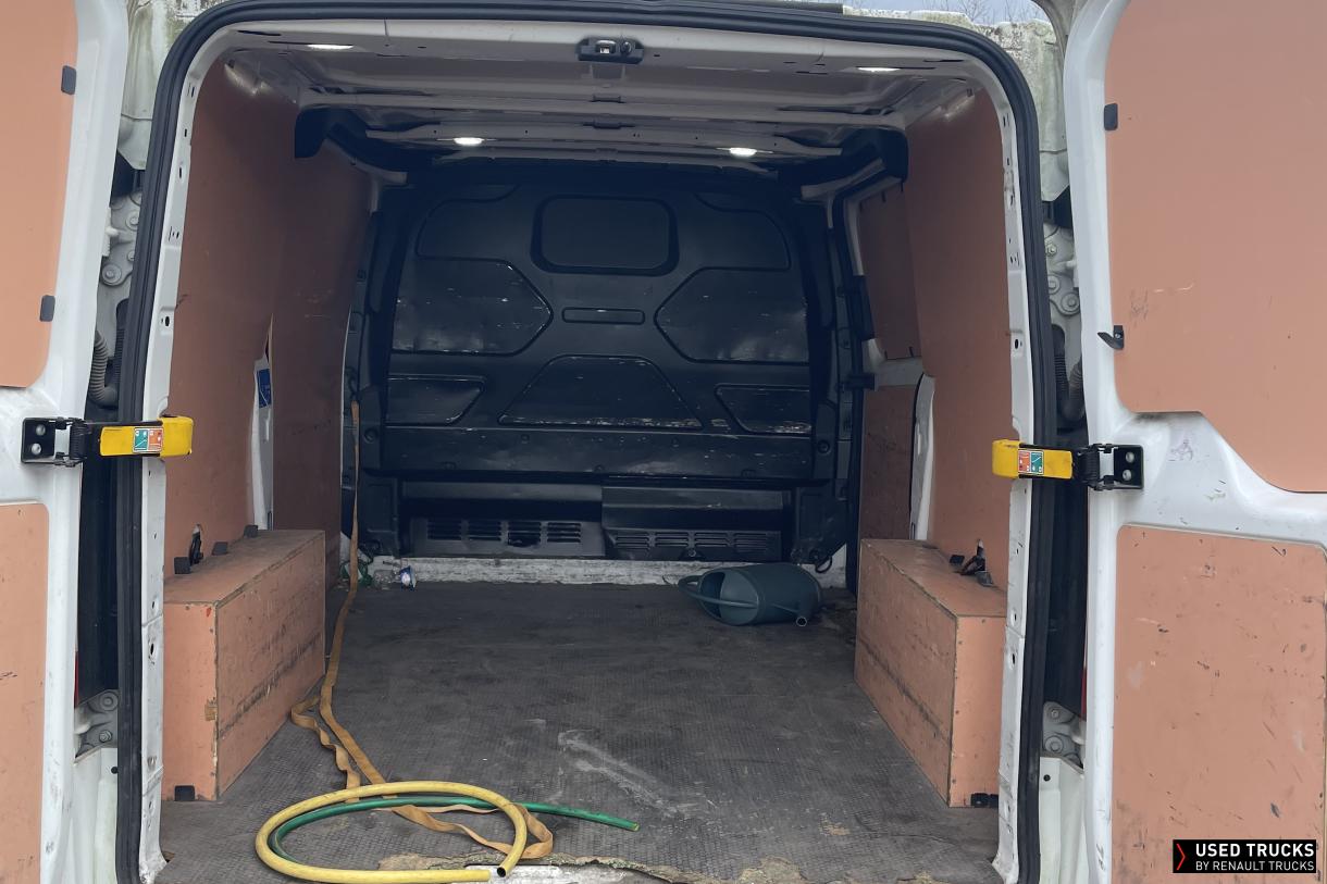 Ford Transit 105