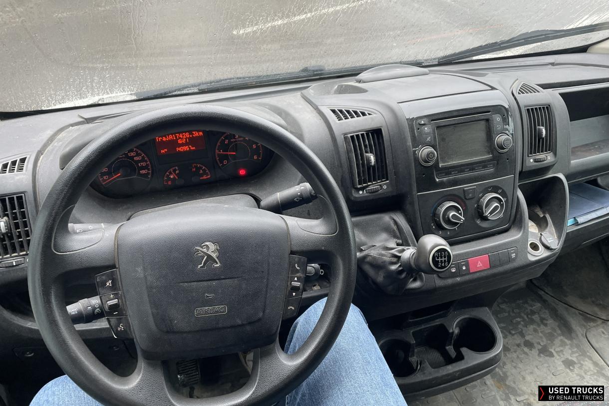 Peugeot Boxer 130