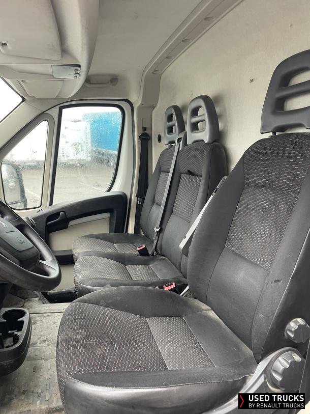 Peugeot Boxer 130