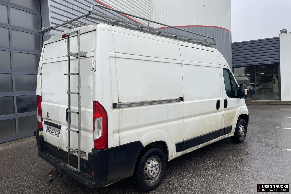 Peugeot Boxer 130