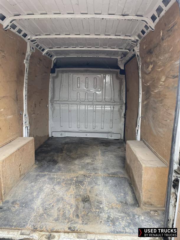 Peugeot Boxer 130
