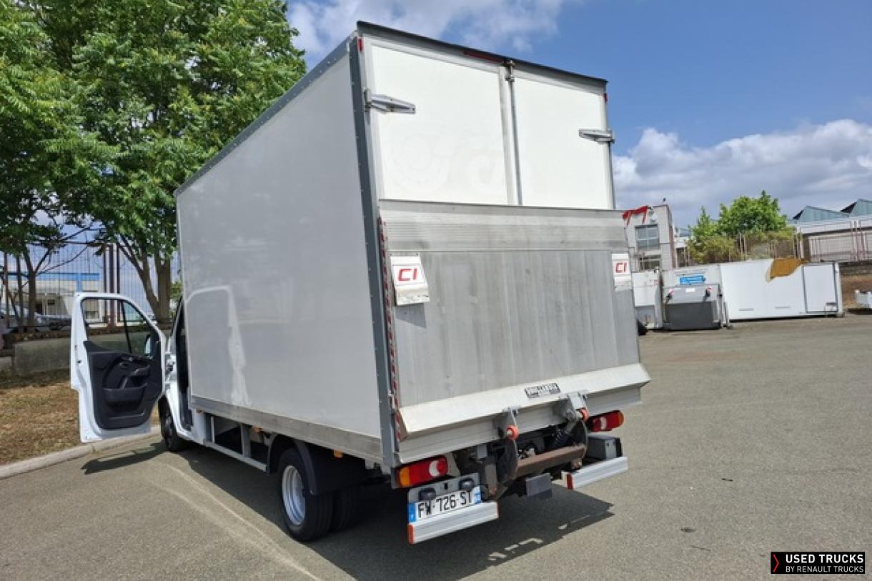 Renault Master 165