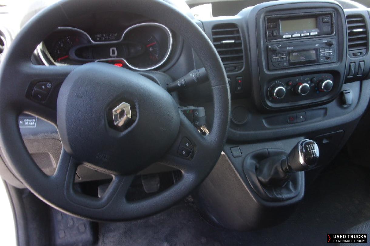 Renault Trucks Trafic 145