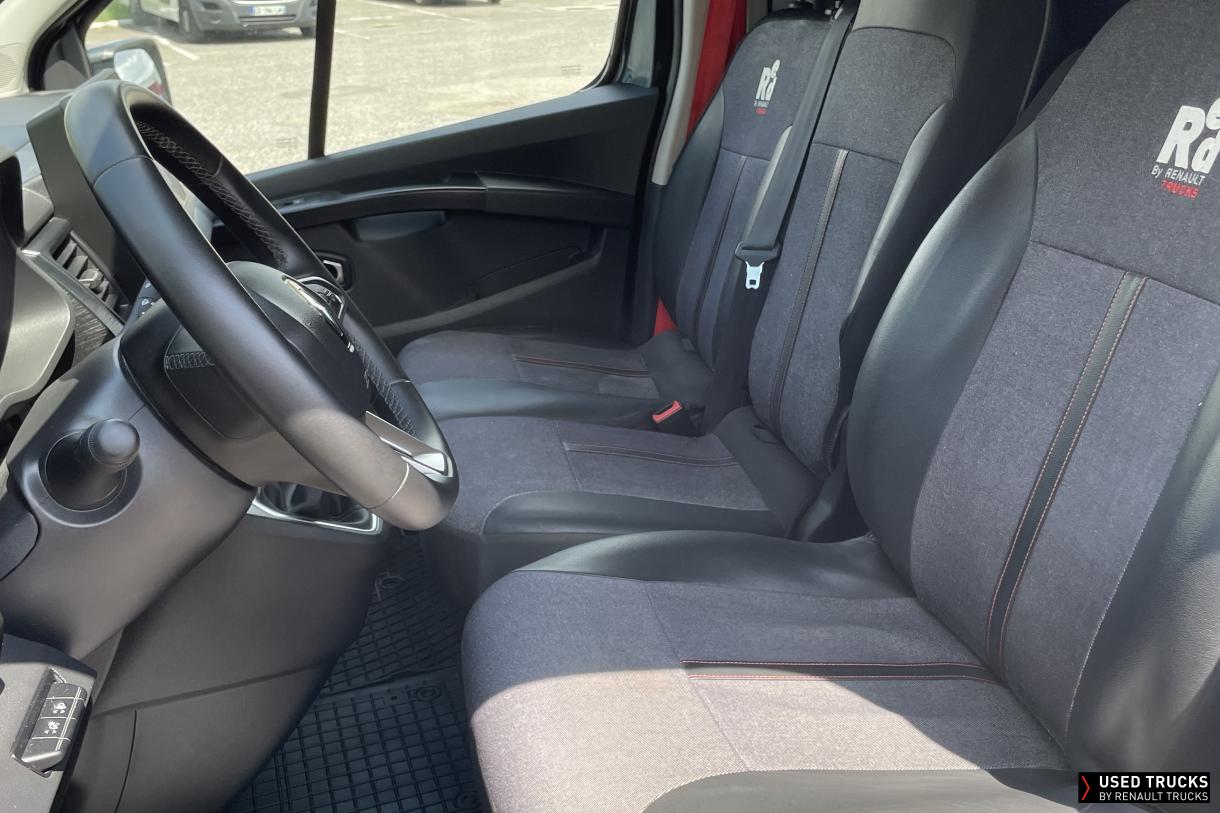 Renault Trucks Trafic 130