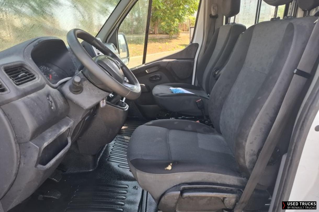 Renault Master 130