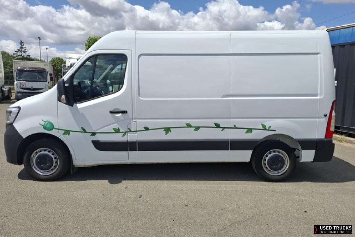 Renault Trucks Master 76