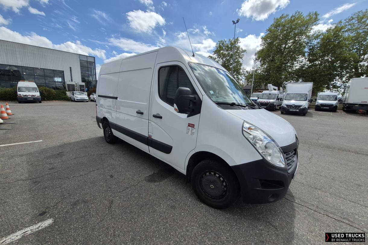 Renault Trucks Master 145