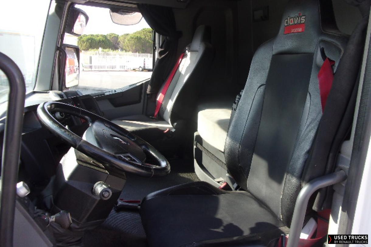 Renault Trucks C 440