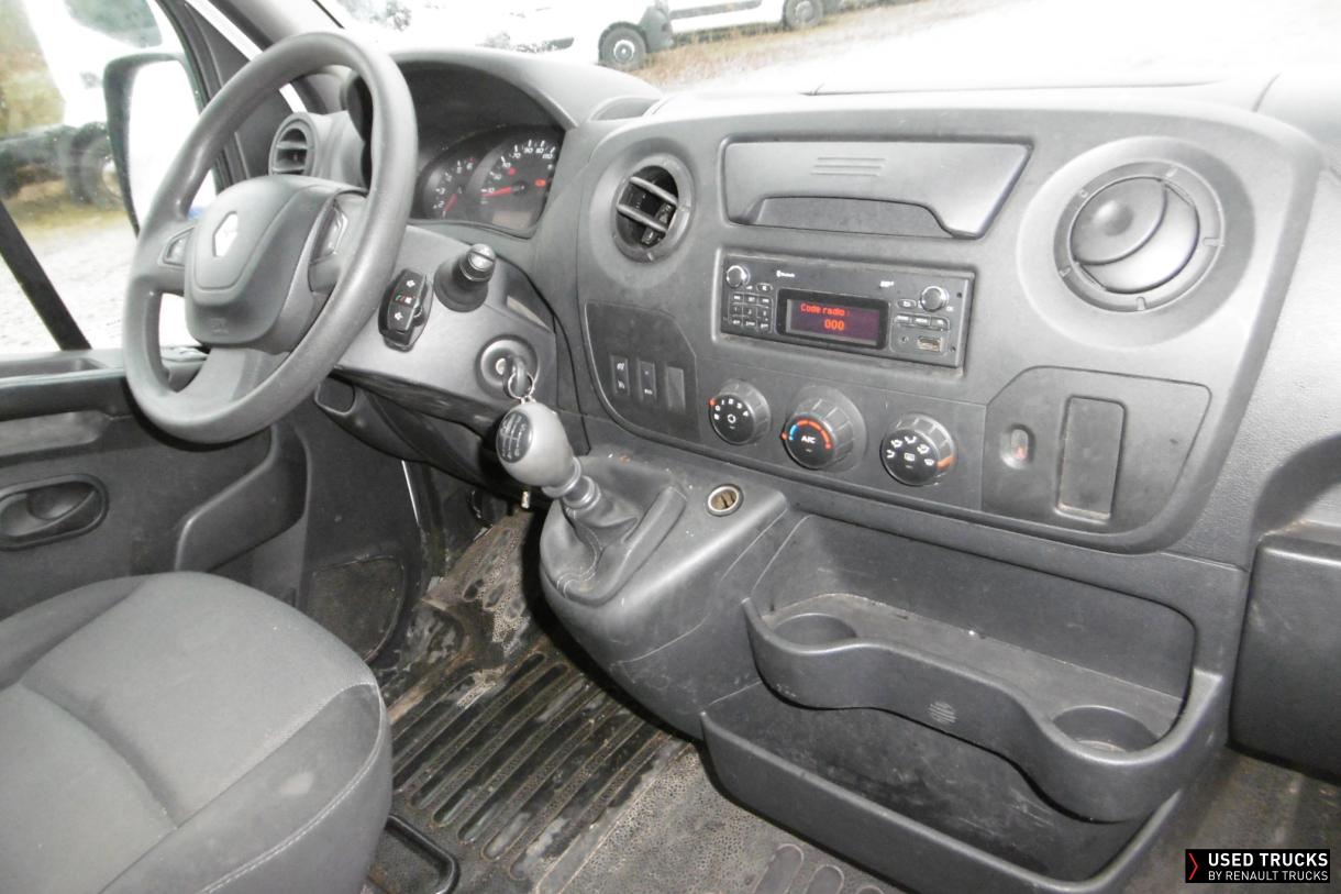 Renault Trucks Master 130