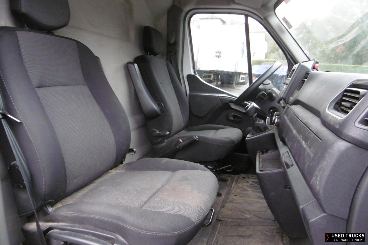 Renault Trucks Master 145