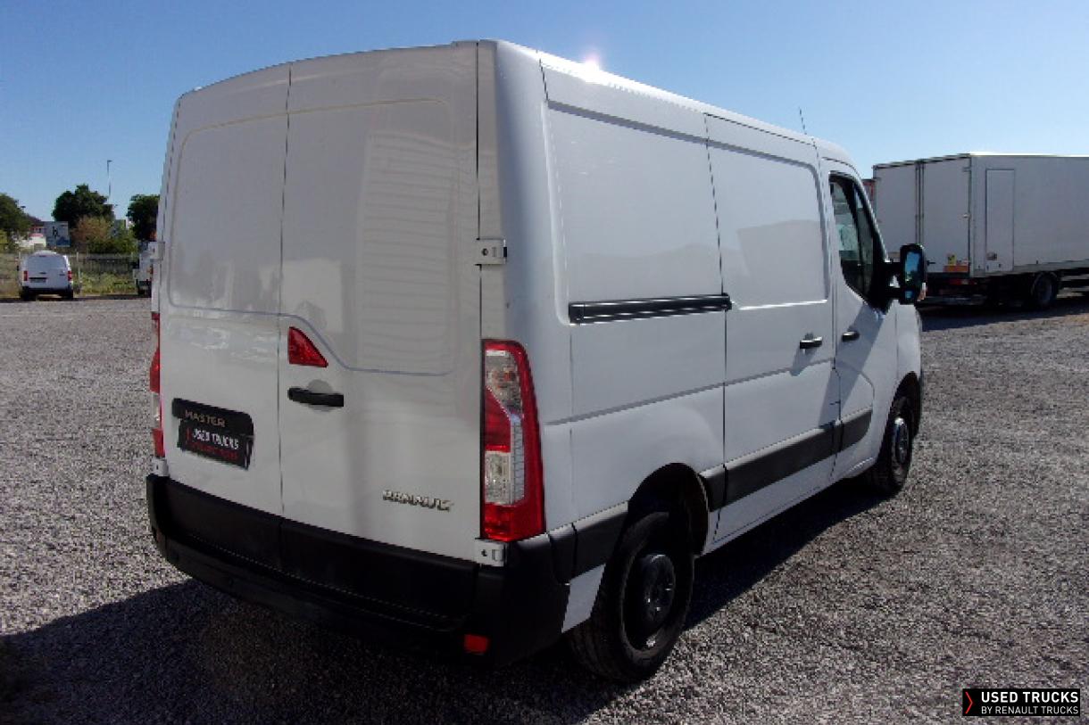 Renault Trucks Master 135