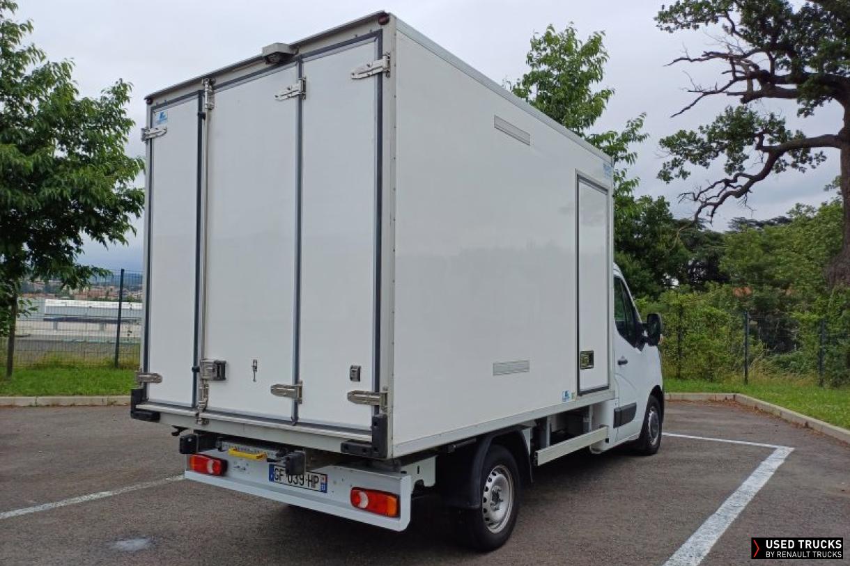Renault Trucks Master 145
